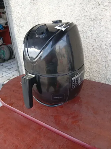 Fritadeira Air fryer elétrica 2,2 litros Britânia