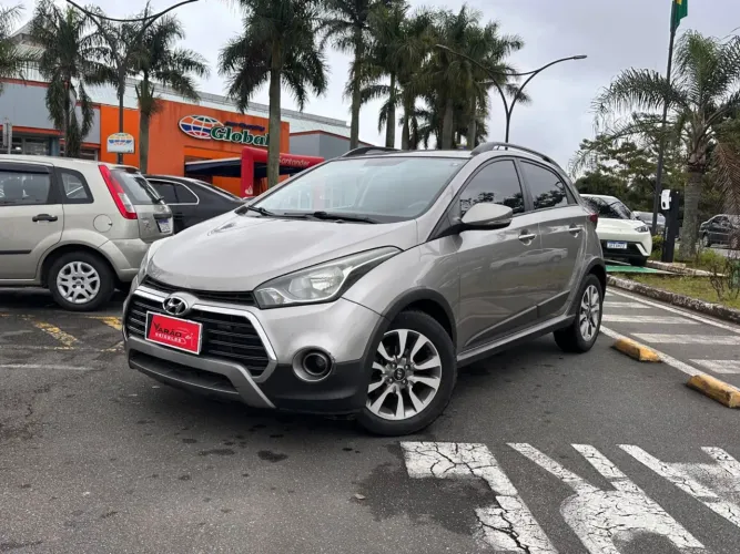 Hyundai HB20X Style 1.6 Flex 16V Aut. 2015
