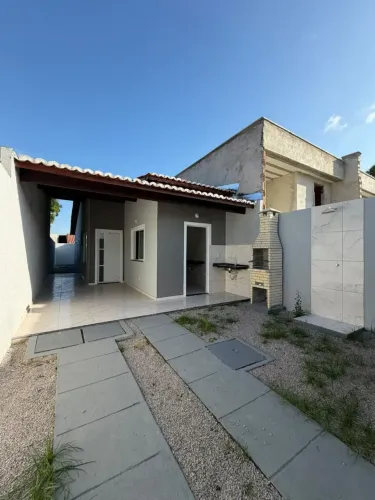 Imóvel para venda possui 84 metros quadrados com 2 quartos em Barrocão - Itaitinga - CE