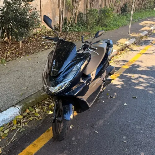 Honda PCX 2025 160 DLX Azul - 10.000KM (ÚNICO DONO)