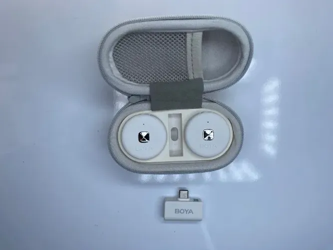Microfone Sem Fio Boya Omic-u Usb C Lapela Branco 