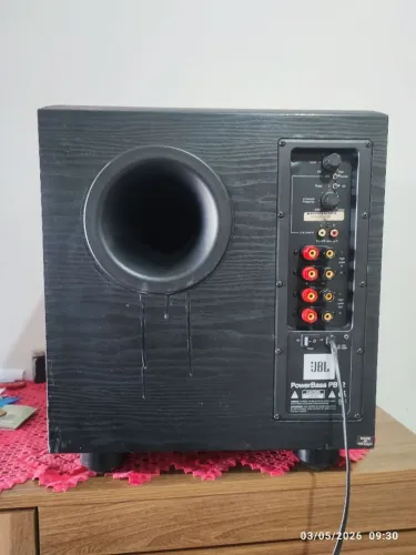 Caixa Sub Wolf JBL ativa 12 polegadas de fabricação mexicana