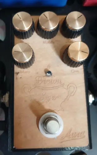 Brown Sugar (Aura Amps) 