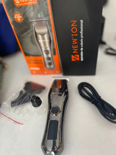 Máquina de barbear ou aparador de pelos