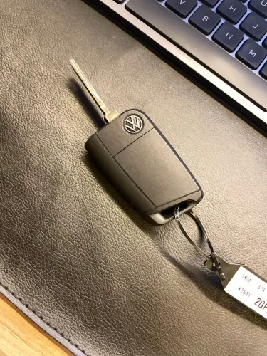 Chave remota flip 3 botões VW TCROSS