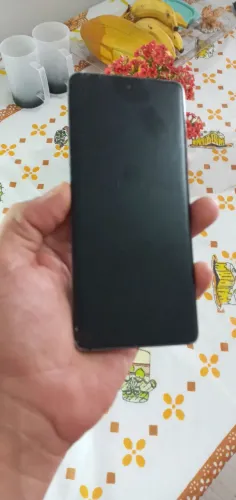 Edge 30 fusion