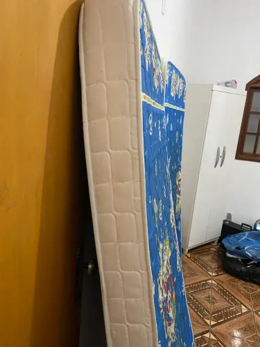 DOIS colchões infantil solteiro 200$