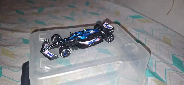 Carrinho de f1 (Aston martin e alpine)