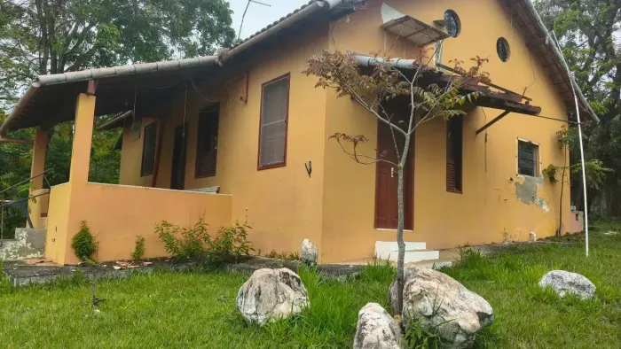 Excelente Sítio rodeado por mata atlântica em Cabuçu Itaboraí - RJ