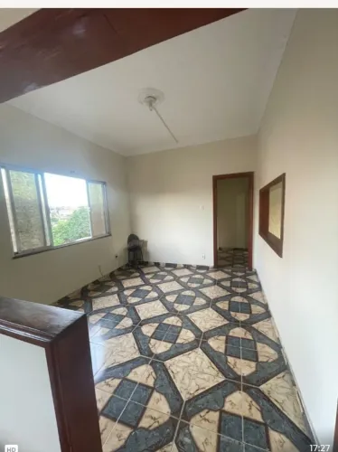 Alugou excelente apartamento tipo casa no centro de Nilópolis