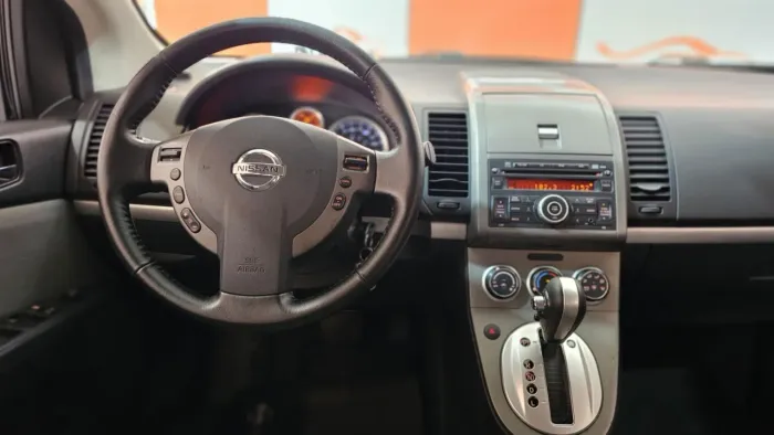 Nissan Sentra S 2.0/ 2.0 Flex Fuel 16V Aut. 2011