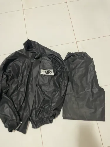 Capa de chuva marca ALBA