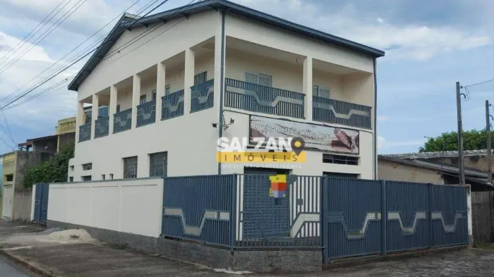 Sobrado com 2 dormitórios à venda, 221 m² por R$ 1.060.000,00 - Parque Santo Antônio - Tau