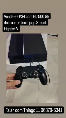 Playstation 4 com 2 Controles e + 1 jogo Street Figther 5.