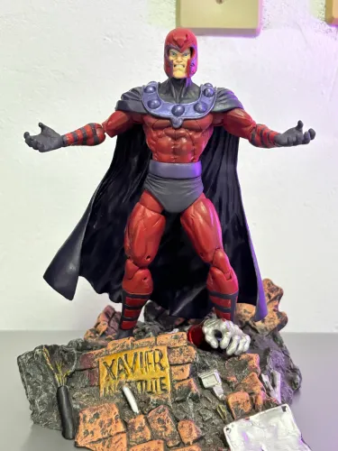 Magneto Marvel Select
