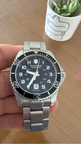 Relógio victorinox maverick completo