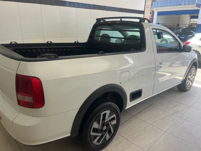 Volkswagen Saveiro Robust 1.6 Total Flex 8V 2023