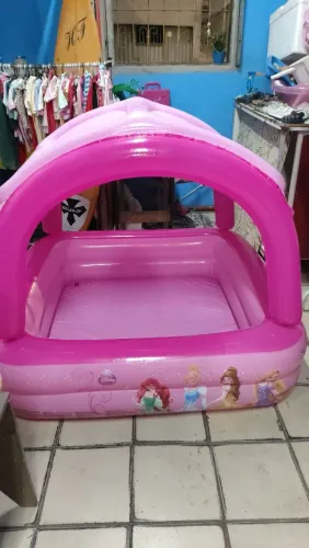 Picina inflável princesas