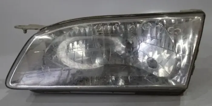 Farol Esquerdo Corolla 1999 2000 Avaria Esquerdo/motorista