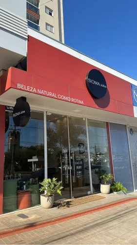 Vendo Salão de Beleza pronto. Zona 02 lindo! Só entrar?