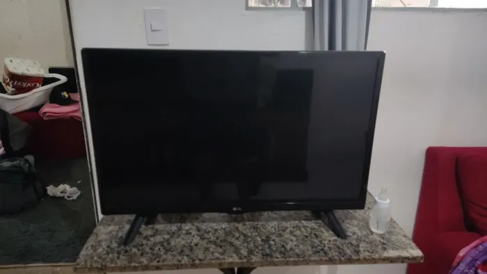 TV Monitor LG LED 27.5". MODELO 28LF710B