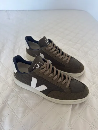 Tênis Veja V-12 VEGAN B-MESH OLIVE WHITE