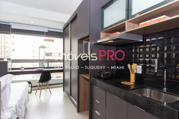 Studio, porteira fechada, no Pinheiros, sem vaga