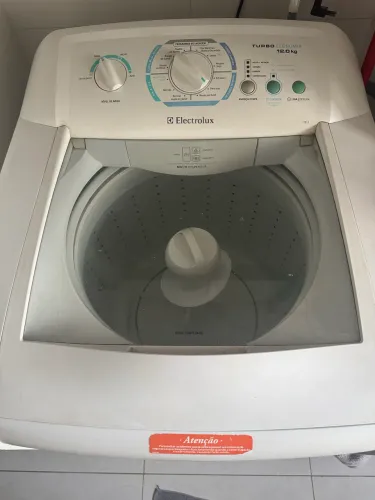 Máquina de lavar roupas eletrolux LTE12