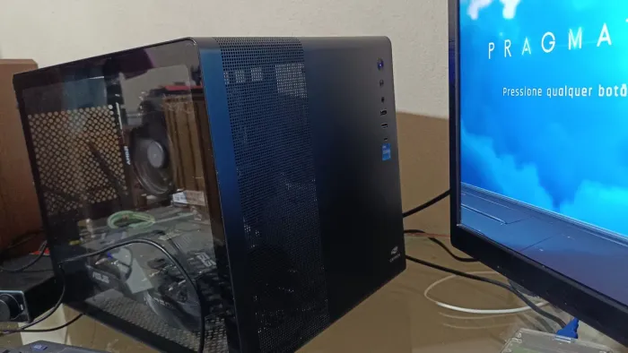Pc gamer muito novo roda todos os jogos em full hd