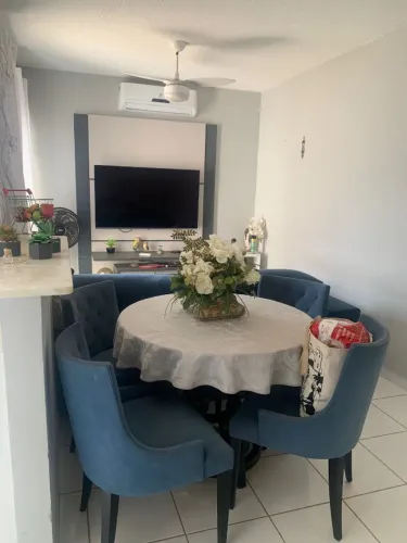 Casa de 2 quartos Condomínio Rubí com Planejados na cozinha e no banheiro,Valor 285mil