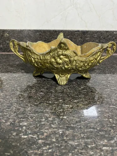 Conjunto de 3 floreiras em bronze para decoração