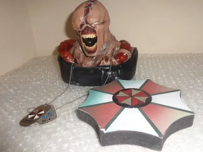 Busto Do Nemesis - Resident Evil