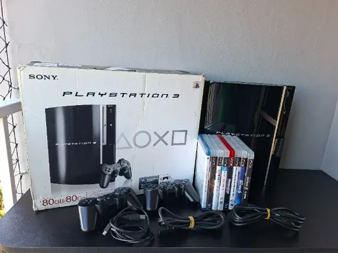 Play Station 3 Fat 500Gb + 2 controles + Jogos