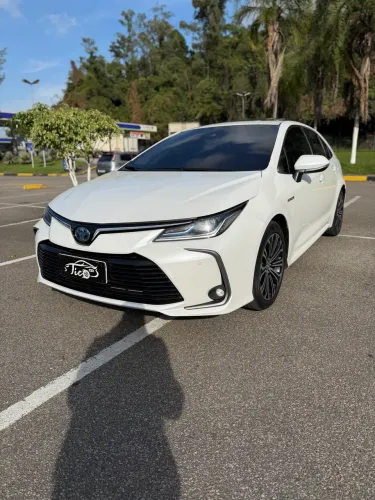 Toyota Corolla Altis Prem. Hybrid 1.8 Flex AUT 2023