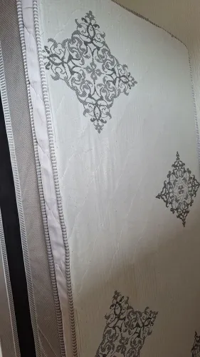 VENDE-SE CAMA BOX SOLTEIRO