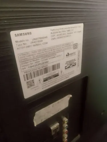 Tv Samsung  43 '' com defeito 