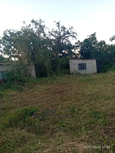 Vende- se Terreno casa na Praia Monguagua