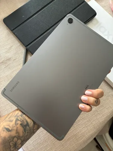 Galaxy Tab S9 FE 128GB - NOVO - CANETA - CAIXA 