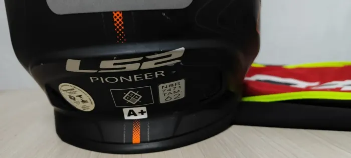 CAPACETE LS2 PIONEER
