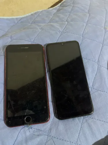 Vendo dois celulares quebrado