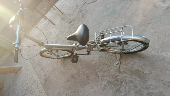 Vendo um bicicleta desmontável