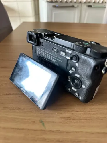 Câmera Sony a6300