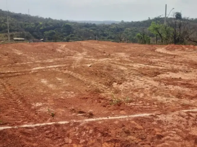 Lote de 200m² em Divinópolis a 4km do centro com financiamento próprio
