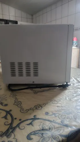 Microondas Philco Britânia BMO34EB, 127V.