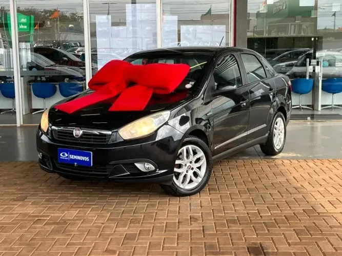 Fiat Grand Siena Essence Dual. 1.6 Flex 16V 2014