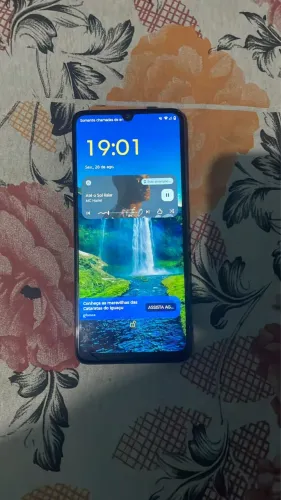 Vende se celular