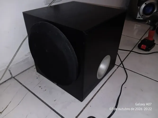 Subwoofer Ativo Para Home Theater 8 YST-SW012 Yamaha 100wrms
