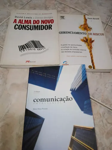 Livros de Administração.