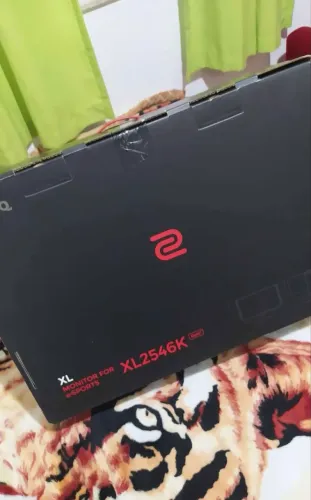 Monitor benq 240hz xl2546k