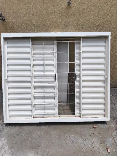 Janela aço 1,20Lx1,00A